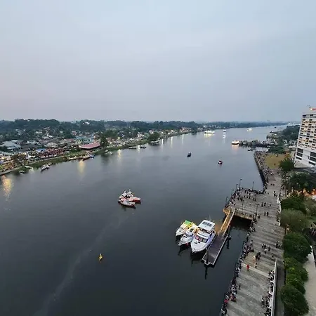 Lovely Waterfront Riverbank Suite With Pool A2 Kuching Bagian luar foto